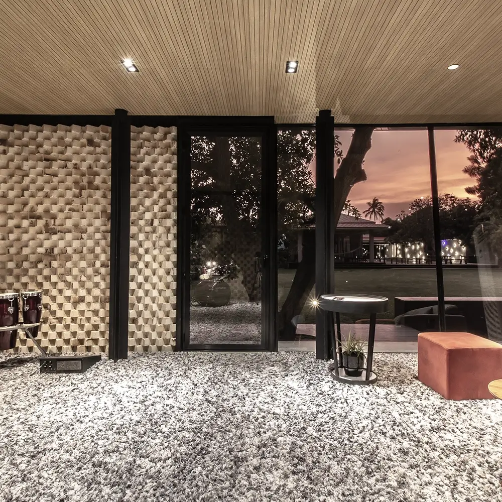 Glass House, Surat